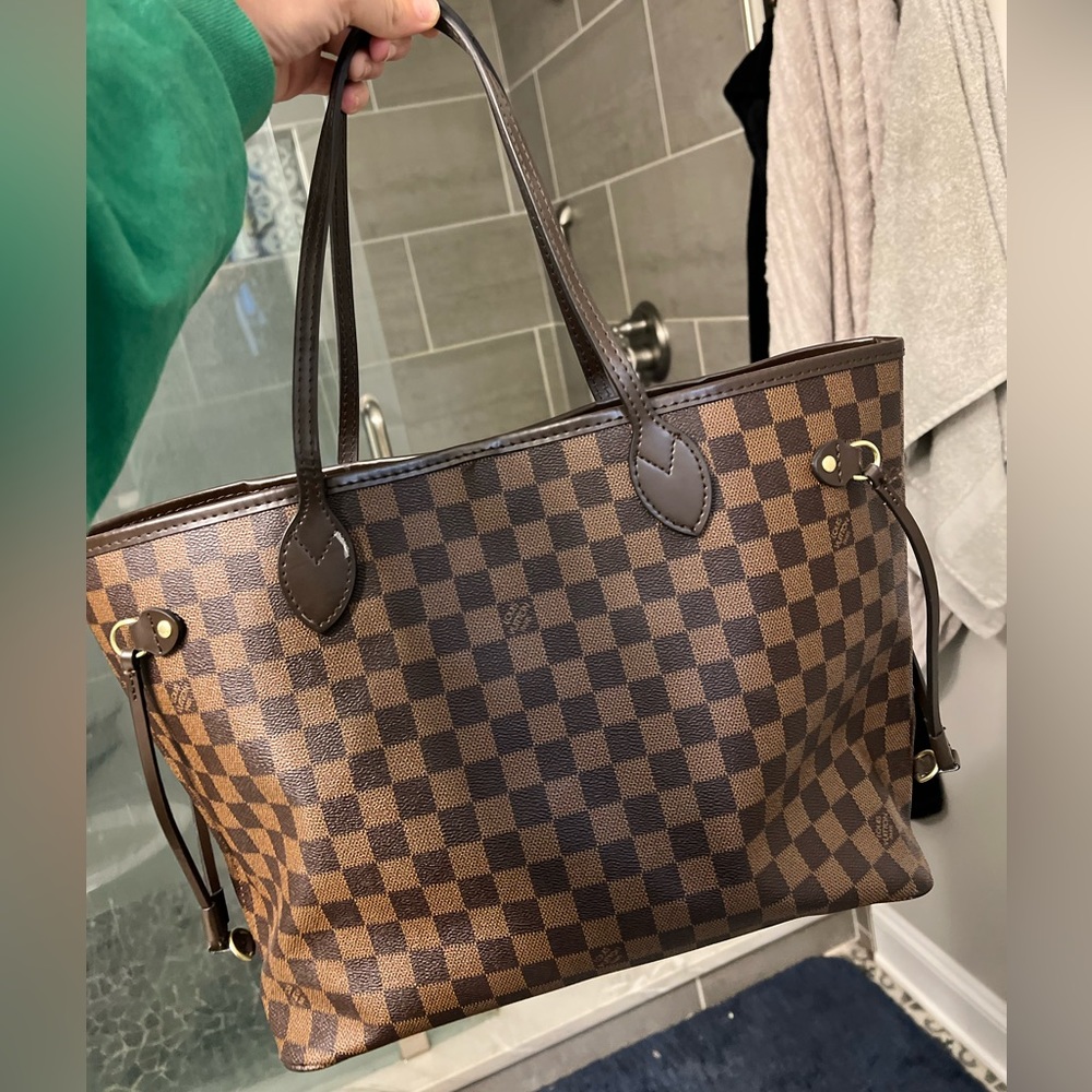 Brown squared design Louis Vuitton tote bag - gently used looks brand new !